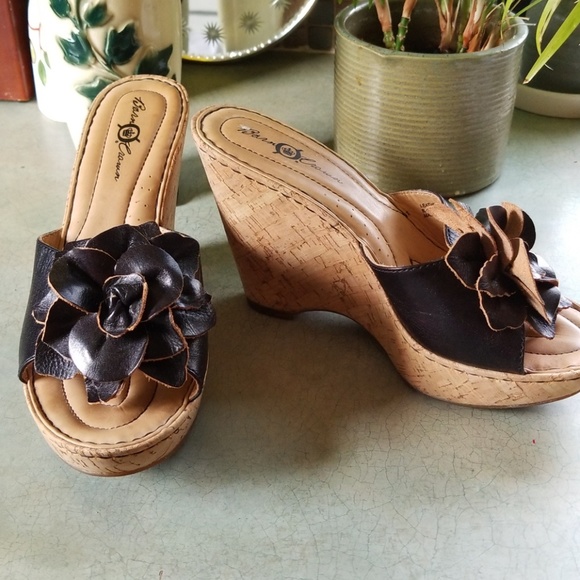Born Crown Shoes - BORN CROWN CUTIE PIE CORK PLATFORM.LEATHER FLOWER! Born Crown Shoes - BORN CROWN CUTIE PIE CORK PLATFORM.LEATHER FLOWER!